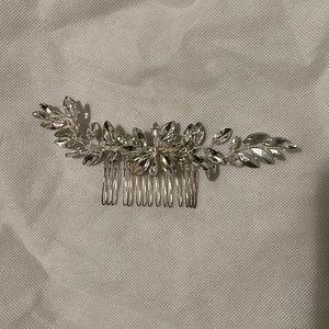 Bridal hair comb, crystal hair comb wedding hair accessory silver finish